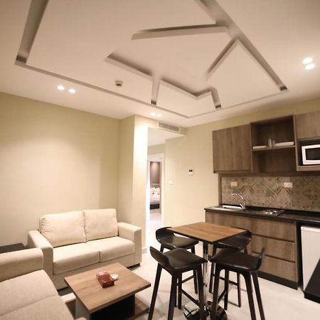 فندق صحارى الخليج Sahara Gulf Hotel Apartments Amman Zewnętrze zdjęcie