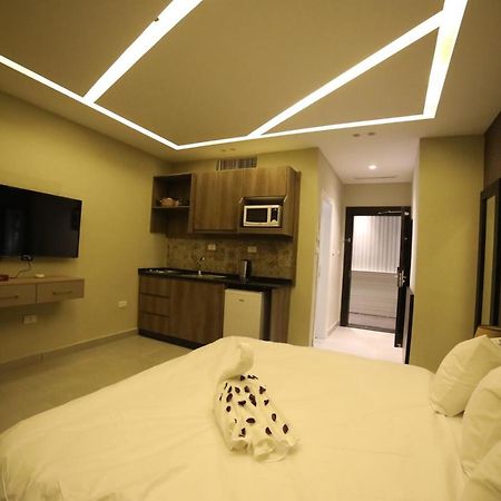فندق صحارى الخليج Sahara Gulf Hotel Apartments Amman Zewnętrze zdjęcie