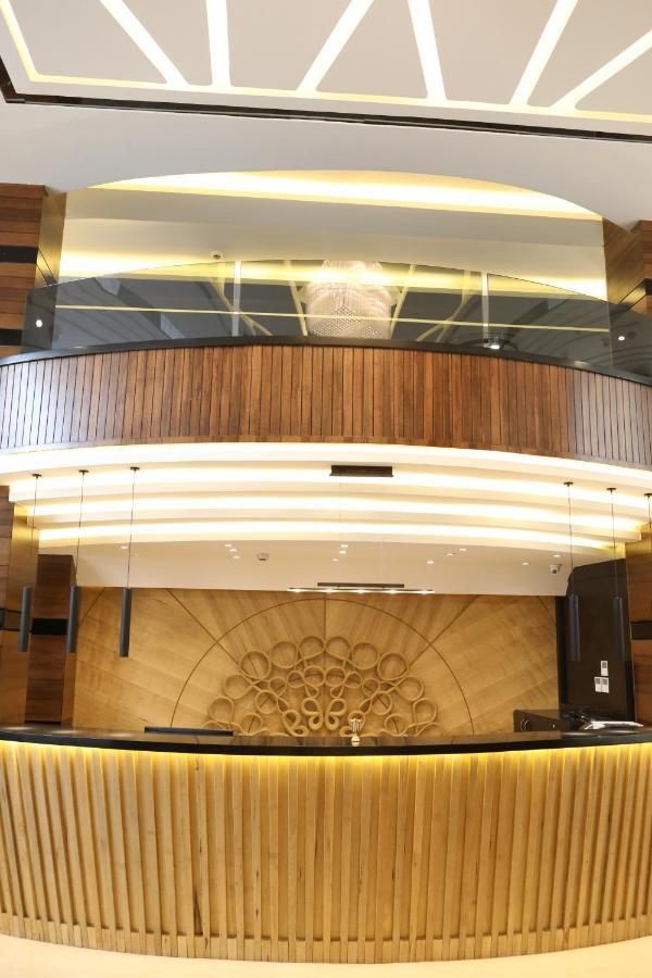 فندق صحارى الخليج Sahara Gulf Hotel Apartments Amman Zewnętrze zdjęcie