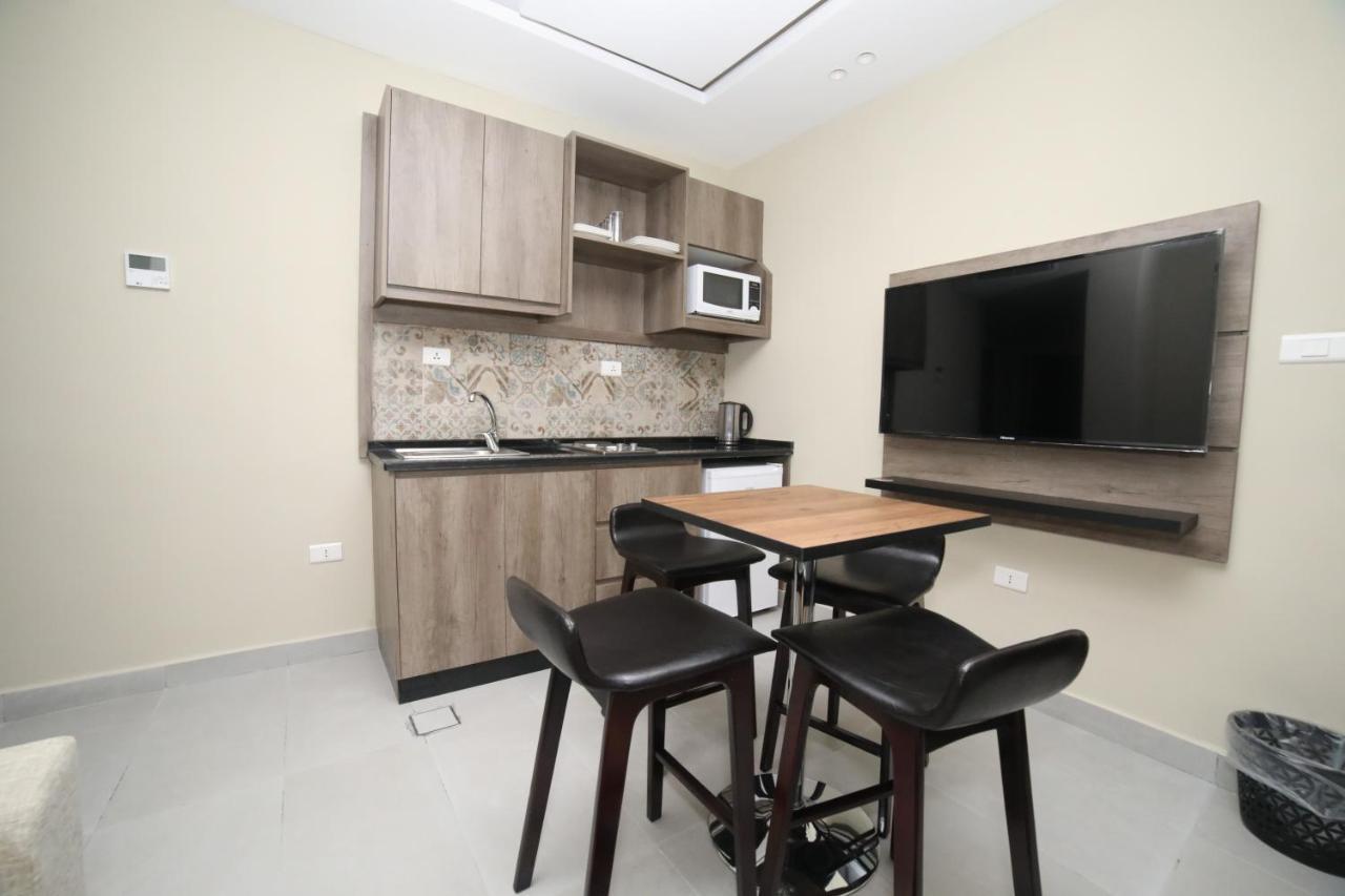 فندق صحارى الخليج Sahara Gulf Hotel Apartments Amman Zewnętrze zdjęcie