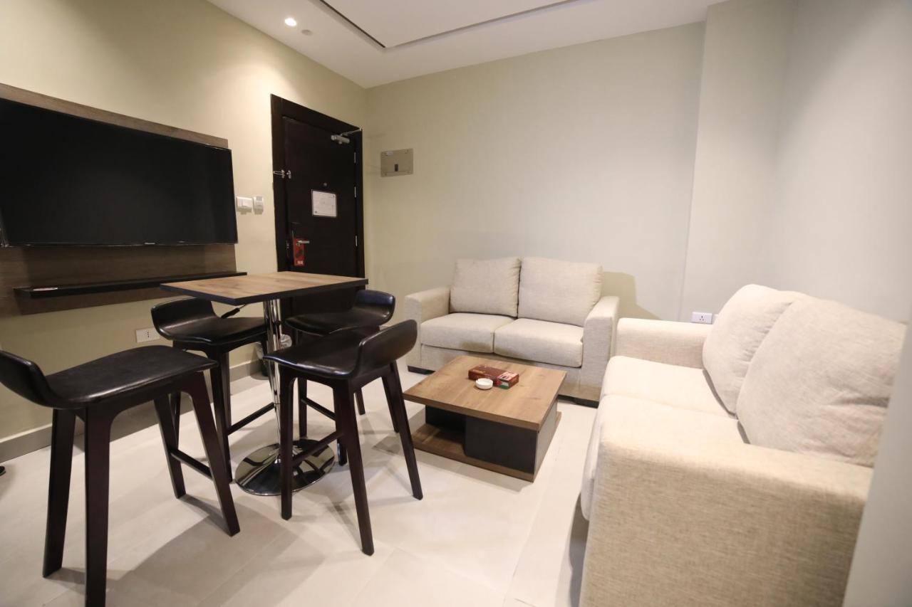 فندق صحارى الخليج Sahara Gulf Hotel Apartments Amman Zewnętrze zdjęcie