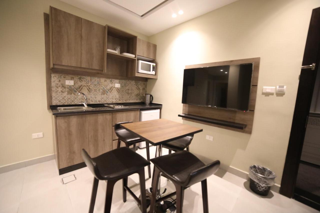 فندق صحارى الخليج Sahara Gulf Hotel Apartments Amman Zewnętrze zdjęcie
