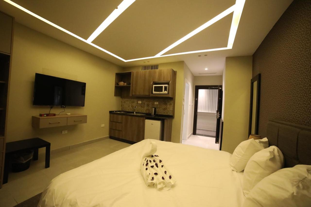 فندق صحارى الخليج Sahara Gulf Hotel Apartments Amman Zewnętrze zdjęcie