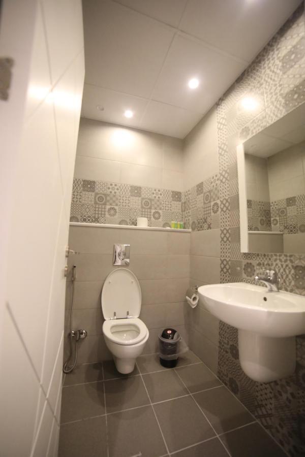 فندق صحارى الخليج Sahara Gulf Hotel Apartments Amman Zewnętrze zdjęcie